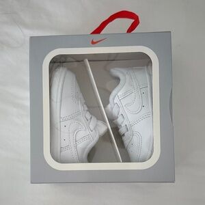 Nike Crib Shoes White Sneakers